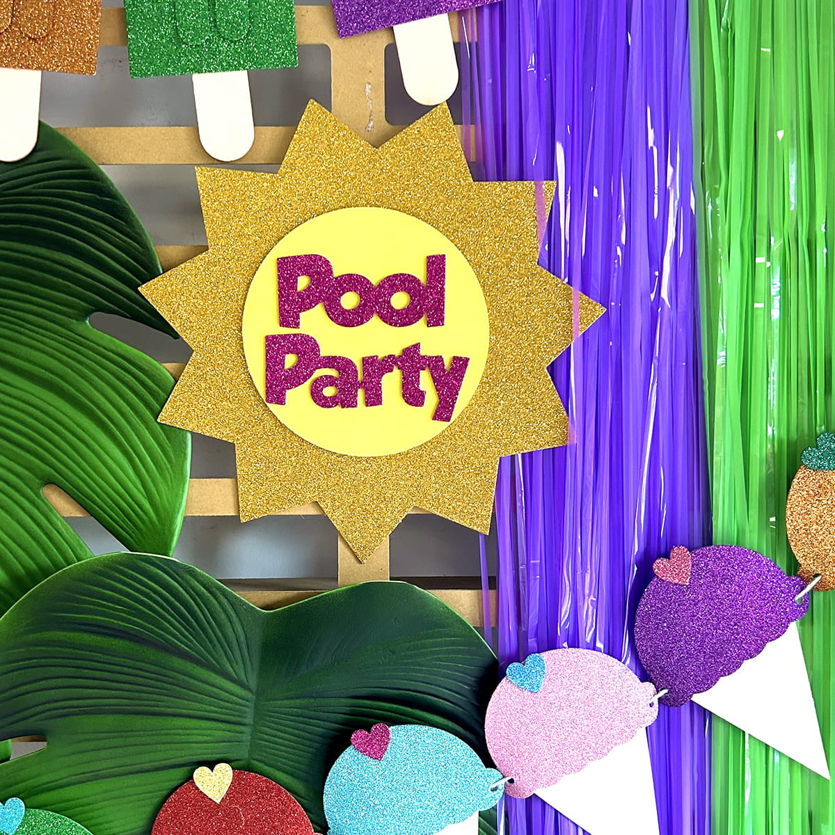 Painel Decorativo Sol Pool Party.