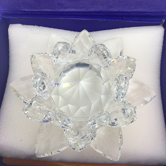 Flor de Lotus Cristal Decoração 13 cm com Base