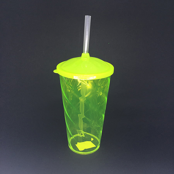 Copo Twister 600 ml com Tampa Verde Neon