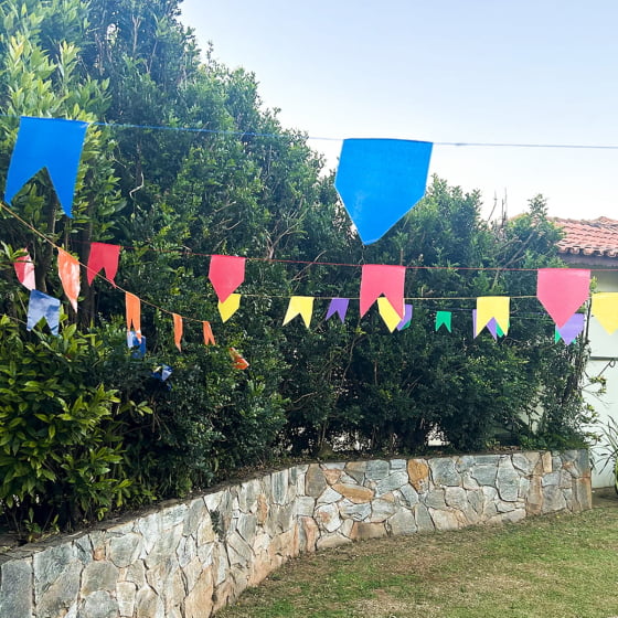 Bandeirinha Festa Junina De Plástico Amarela Kit 60 Metros