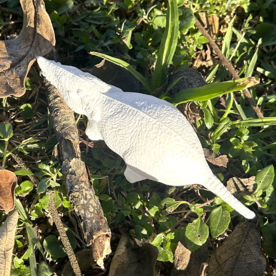 Rato Decorativo Branco de Plástico
