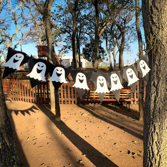 Varal Bandeirinha Fantasma Decoração Halloween