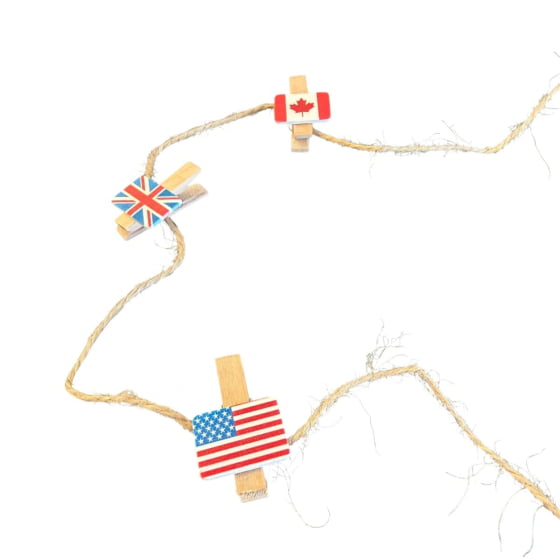 Mini Prendedor Bandeira Países - 8 unidades