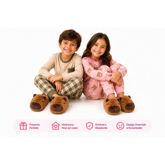 Pantufa de Pelúcia Capivara Infantil